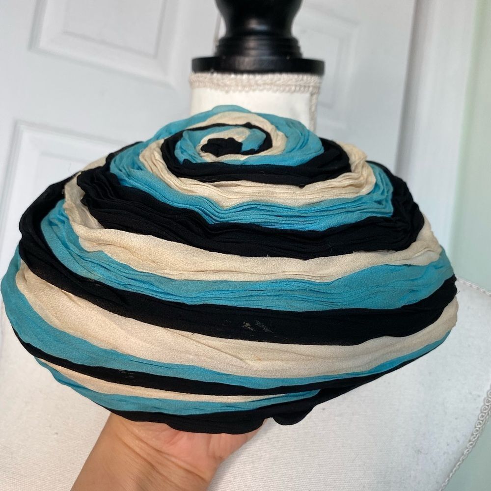 1930s Vintage Artisan Silk Swirl Hat Schiaparelli Style Craftmanship